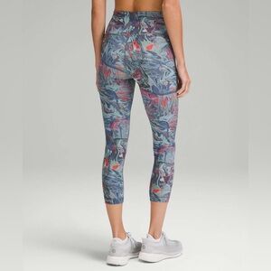 Lululemon Wunder Train High-Rise Crop 23" | Size 2 | Mountain Marble Multi